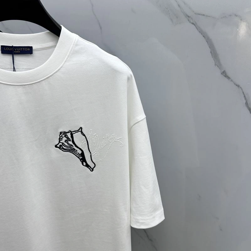 Louis Vuitton T-Shirts QuickDry 136105