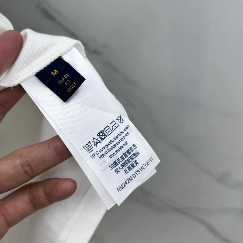 Louis Vuitton T-Shirts QuickDry 136105