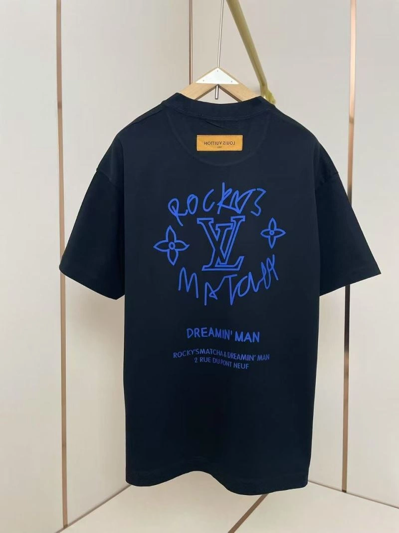 Louis Vuitton T-Shirts HighPerformance 136110