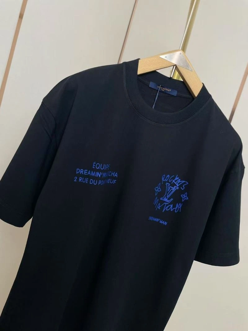 Louis Vuitton T-Shirts HighPerformance 136110