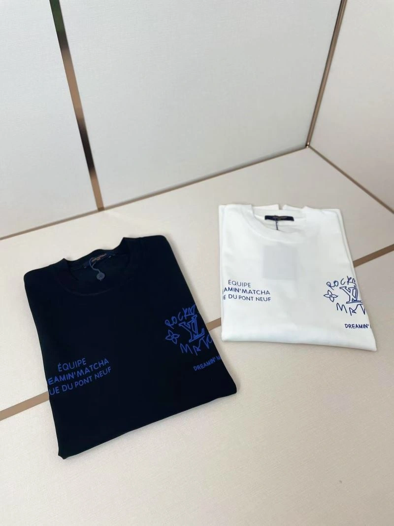 Louis Vuitton T-Shirts HighPerformance 136110