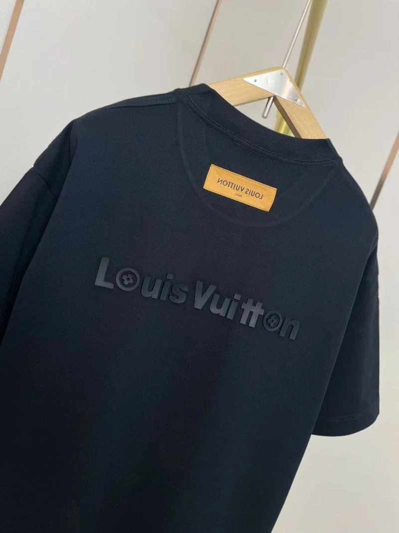 Louis Vuitton T-Shirts OdorResistant 136103