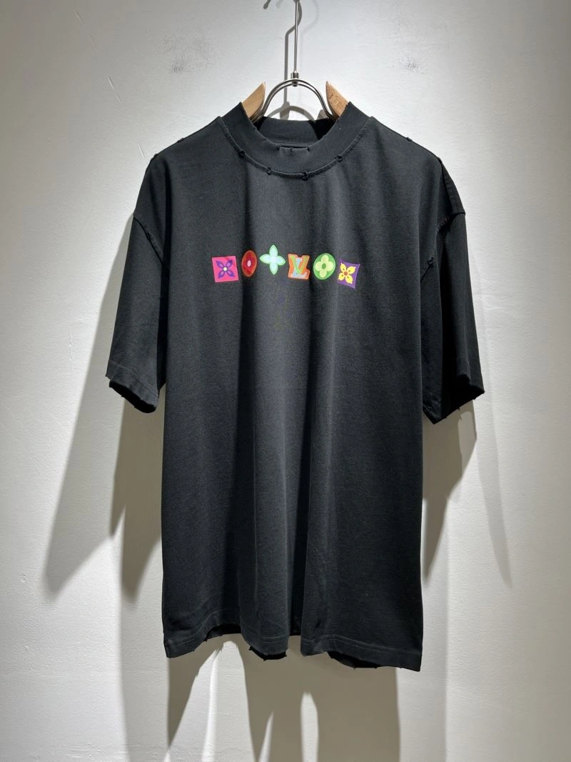 Louis Vuitton T-Shirts Casual 136094