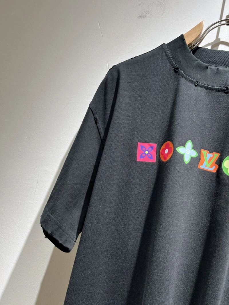 Louis Vuitton T-Shirts Casual 136094