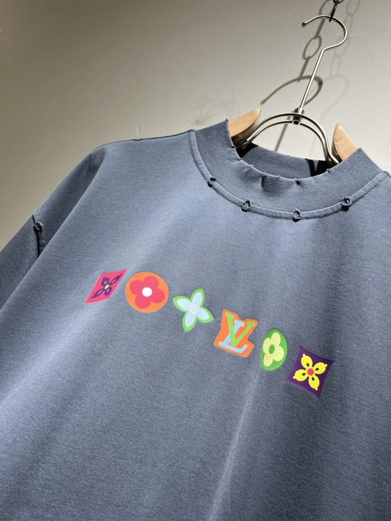 Louis Vuitton T-Shirts Elegant 136089