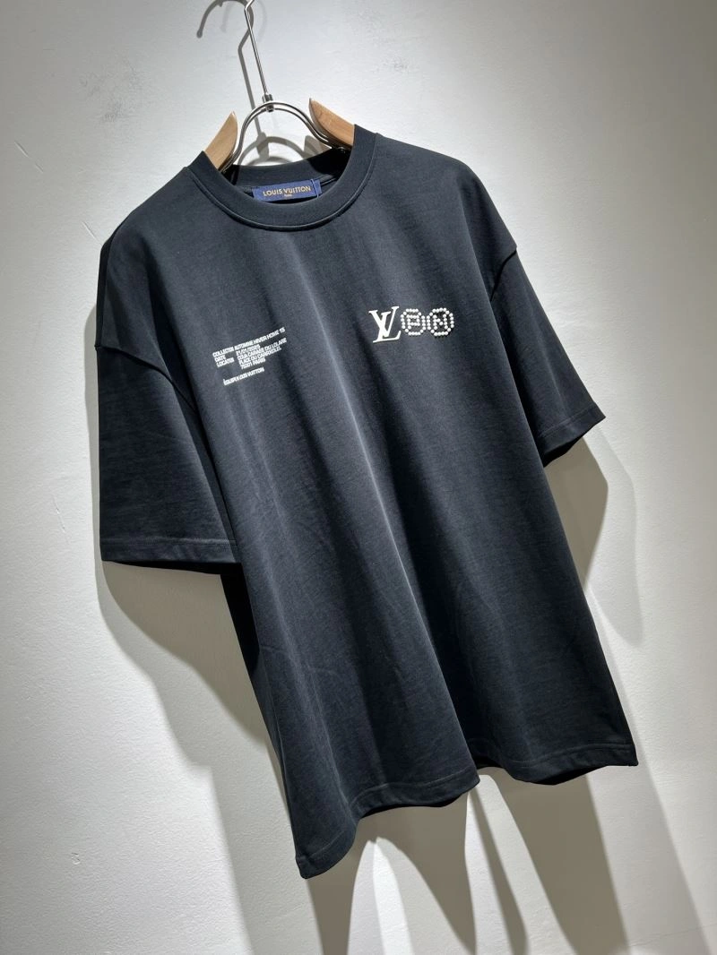Louis Vuitton T-Shirts Lightweight 136101