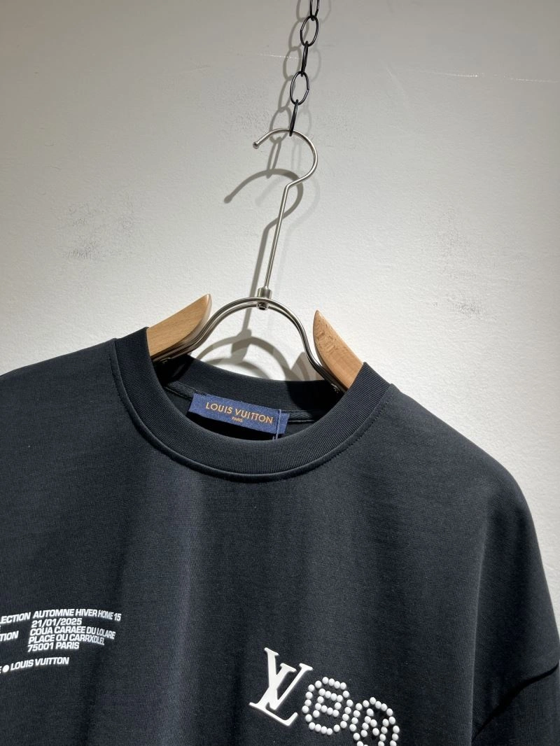 Louis Vuitton T-Shirts Lightweight 136101