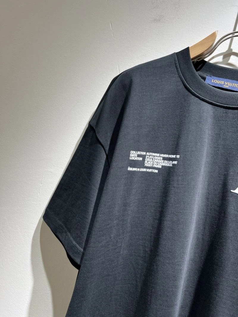 Louis Vuitton T-Shirts Lightweight 136101