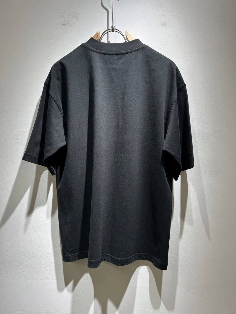 Louis Vuitton T-Shirts Versatile 136087