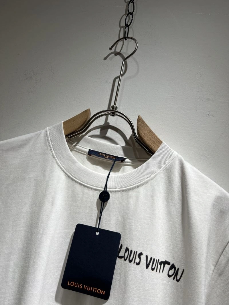 Louis Vuitton T-Shirts Attractive 136091
