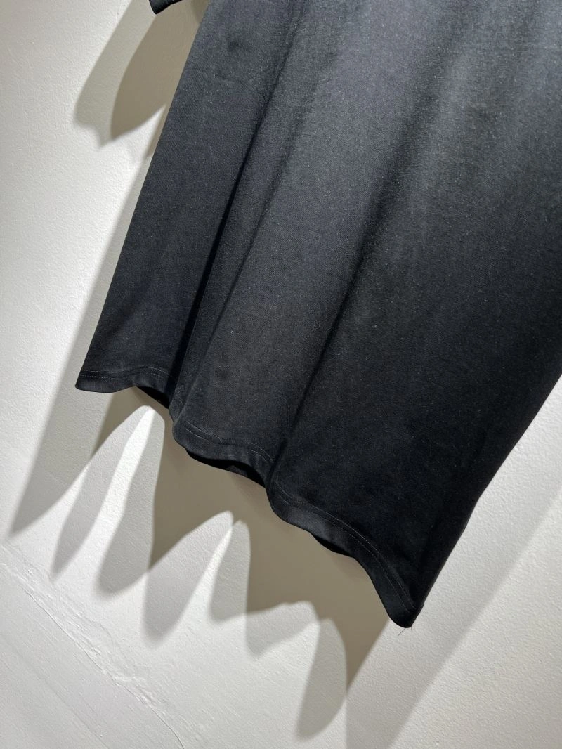 Louis Vuitton T-Shirts Minimalist 136100