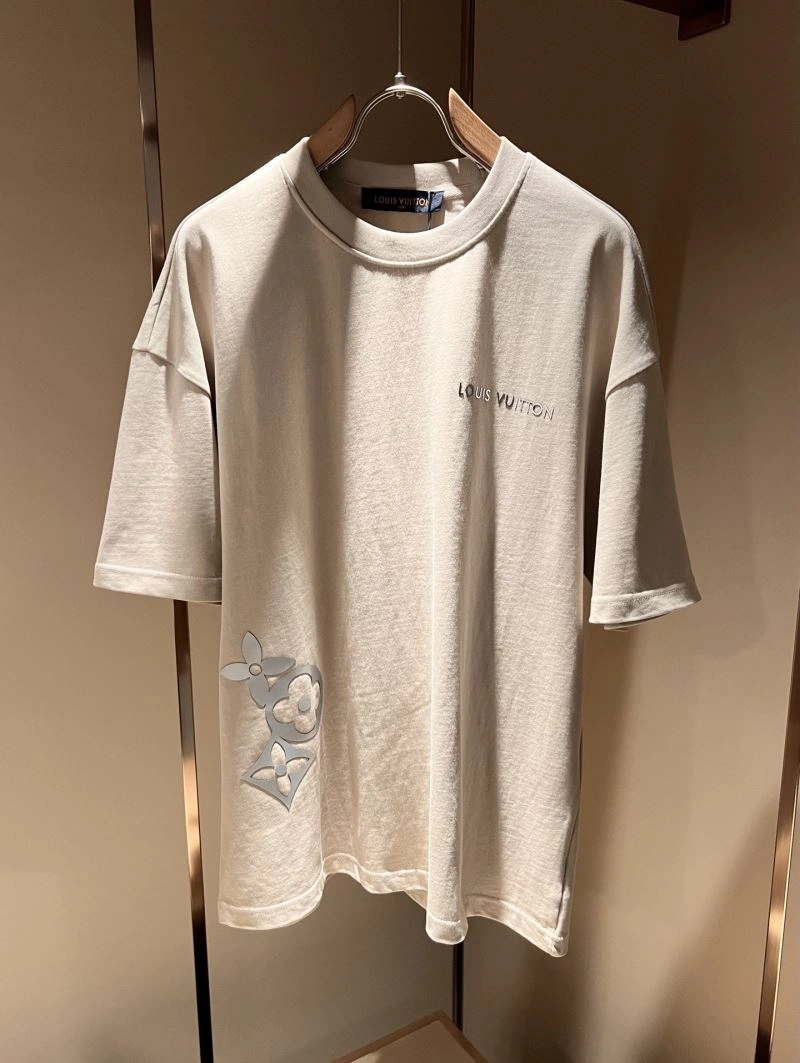 Louis Vuitton T-Shirts TravelReady 136159