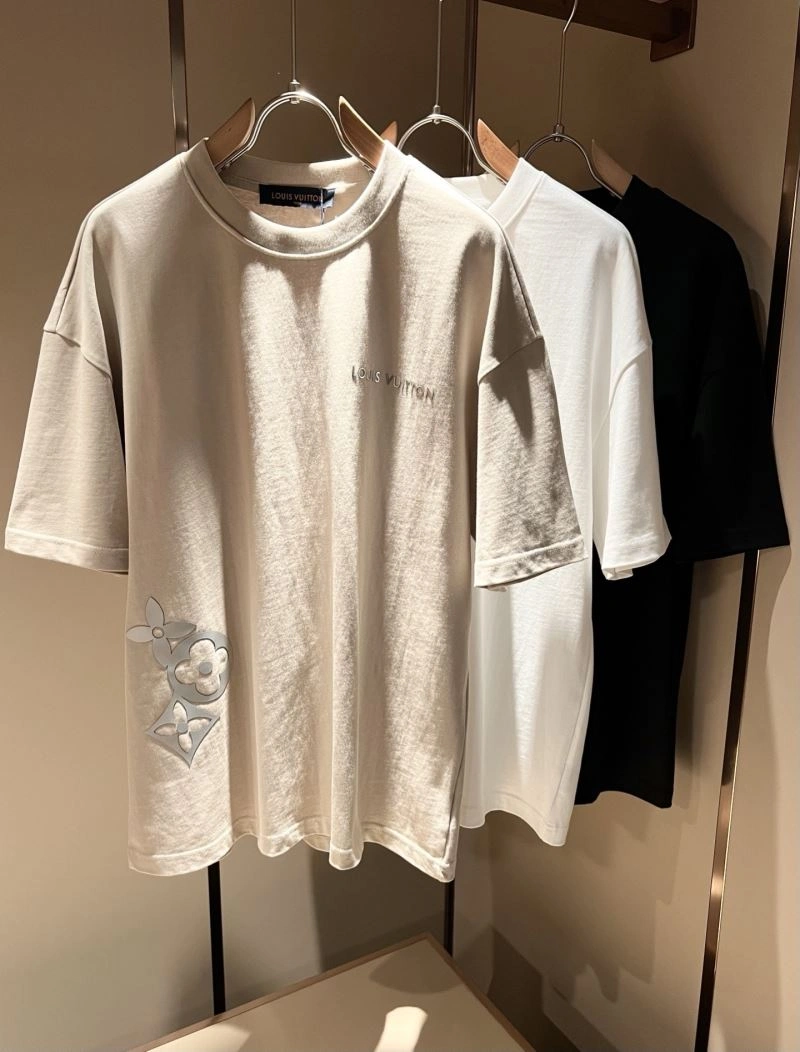 Louis Vuitton T-Shirts TravelReady 136159