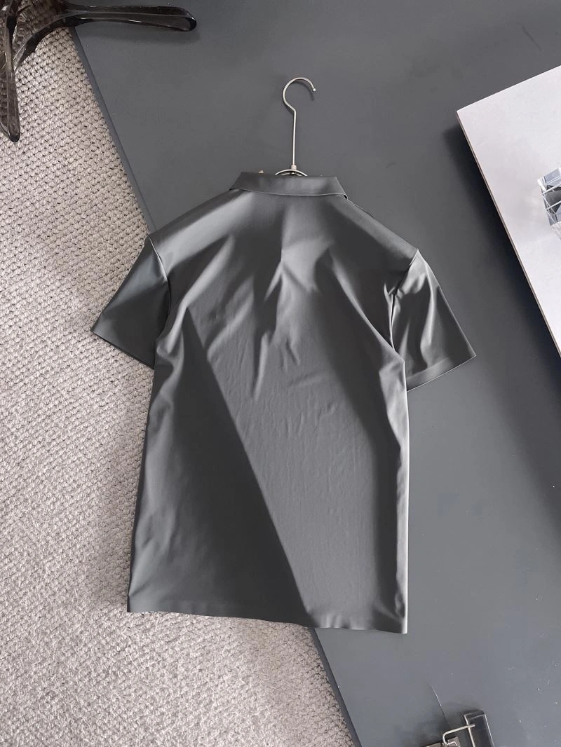 SmoothTexture Louis Vuitton T-Shirts 136084