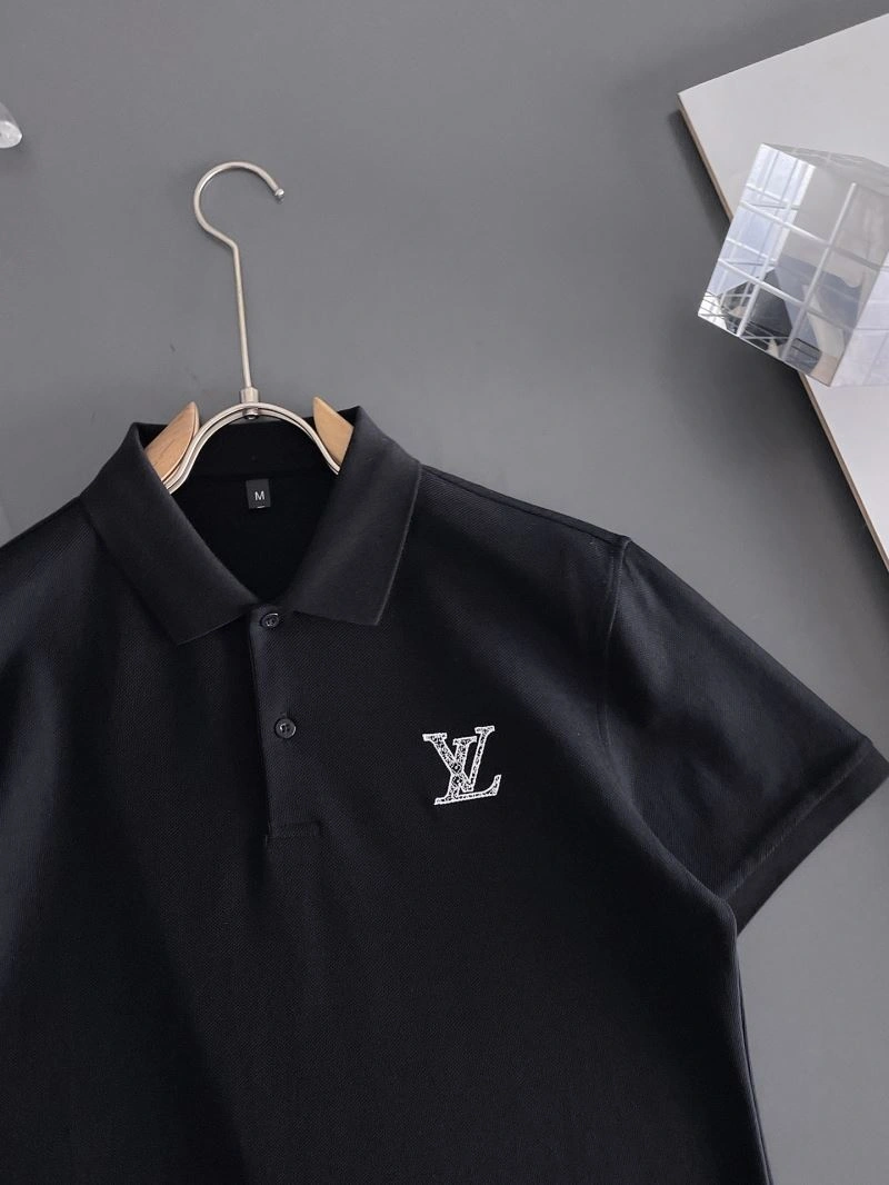 Compact Louis Vuitton T-Shirts 136055