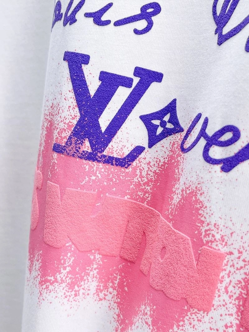 Louis Vuitton T-Shirts HighPerformance 136052
