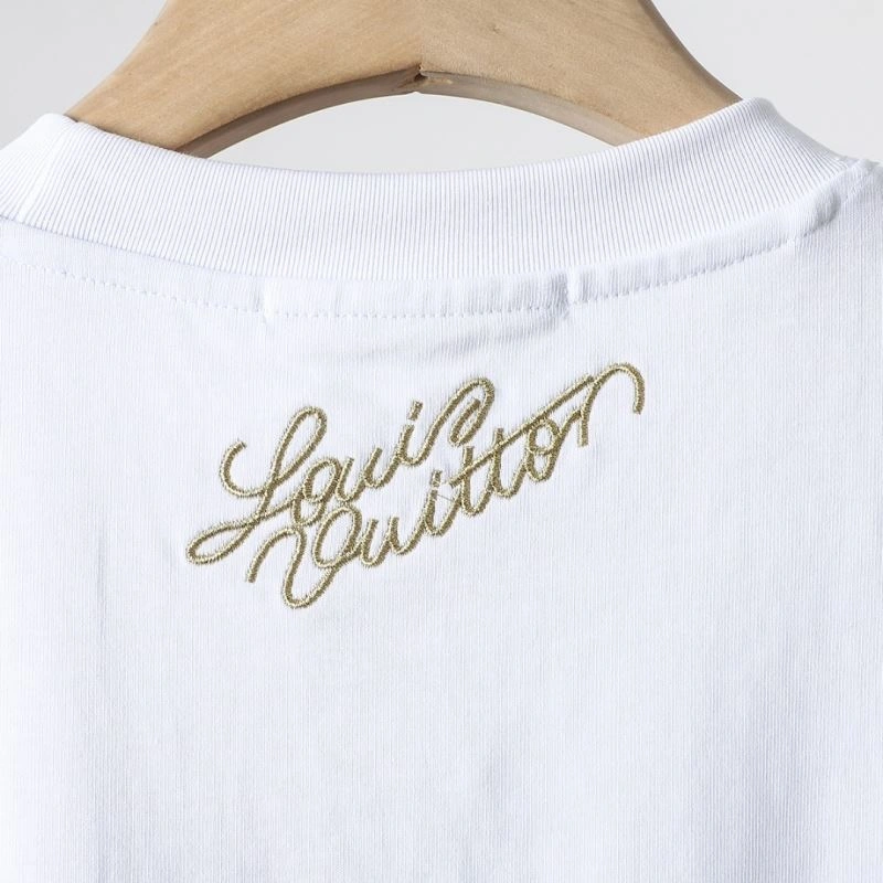 Louis Vuitton T-Shirts Timeless 136056