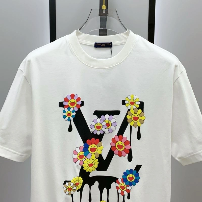 Louis Vuitton T-Shirts Affordable 136073