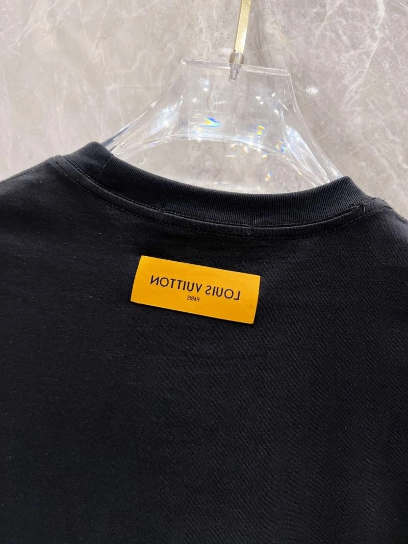 Louis Vuitton T-Shirts Durable 136059