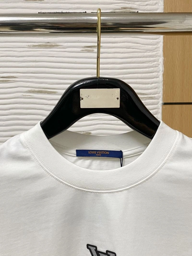 Louis Vuitton T-Shirts Modern 136072