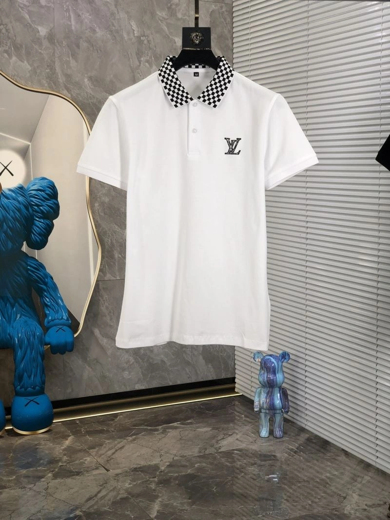 Flexible Louis Vuitton T-Shirts 136076