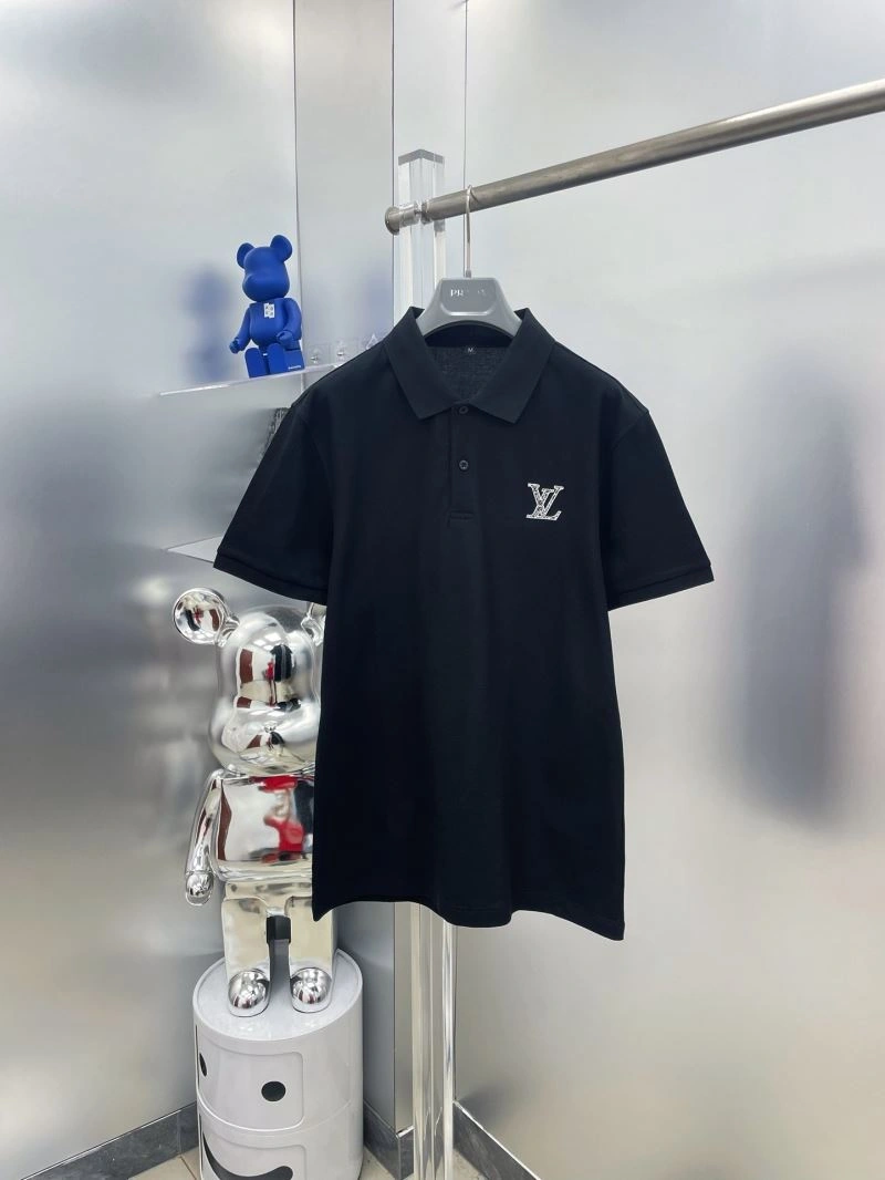 Louis Vuitton T-Shirts Neat 136050