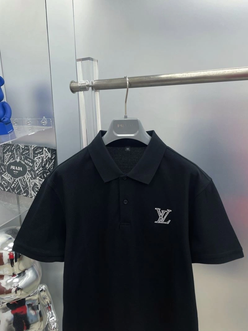 Louis Vuitton T-Shirts Neat 136050