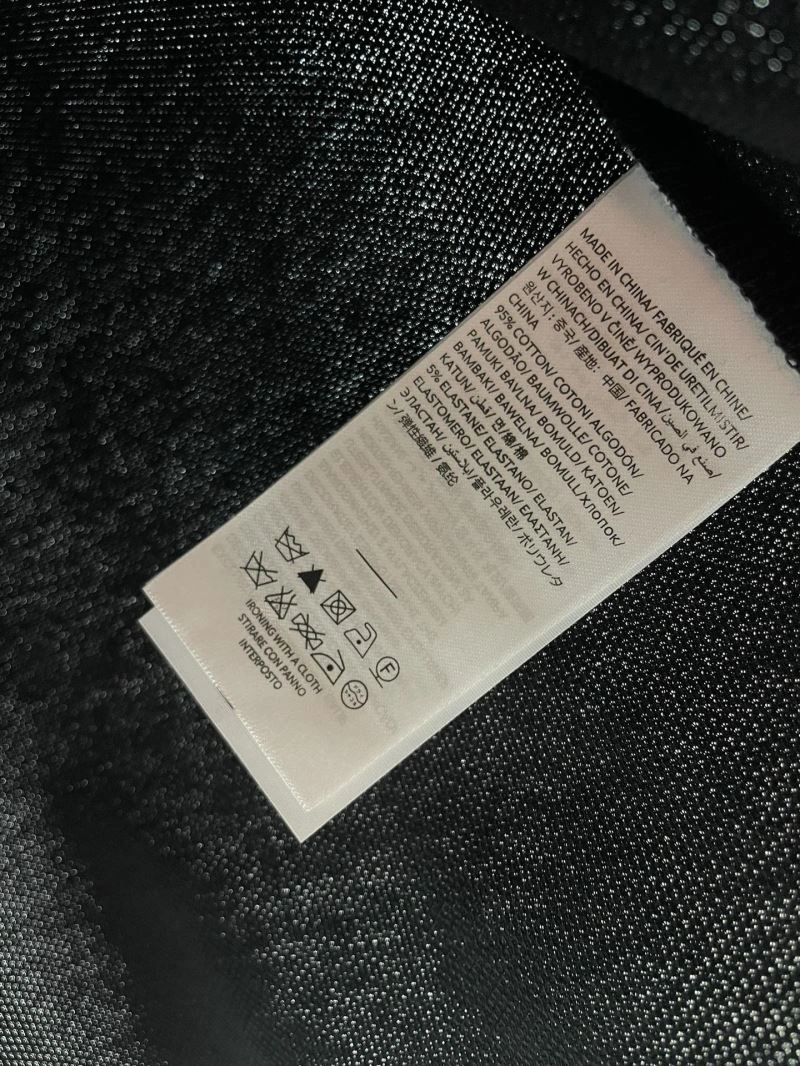 Louis Vuitton T-Shirts Neat 136050