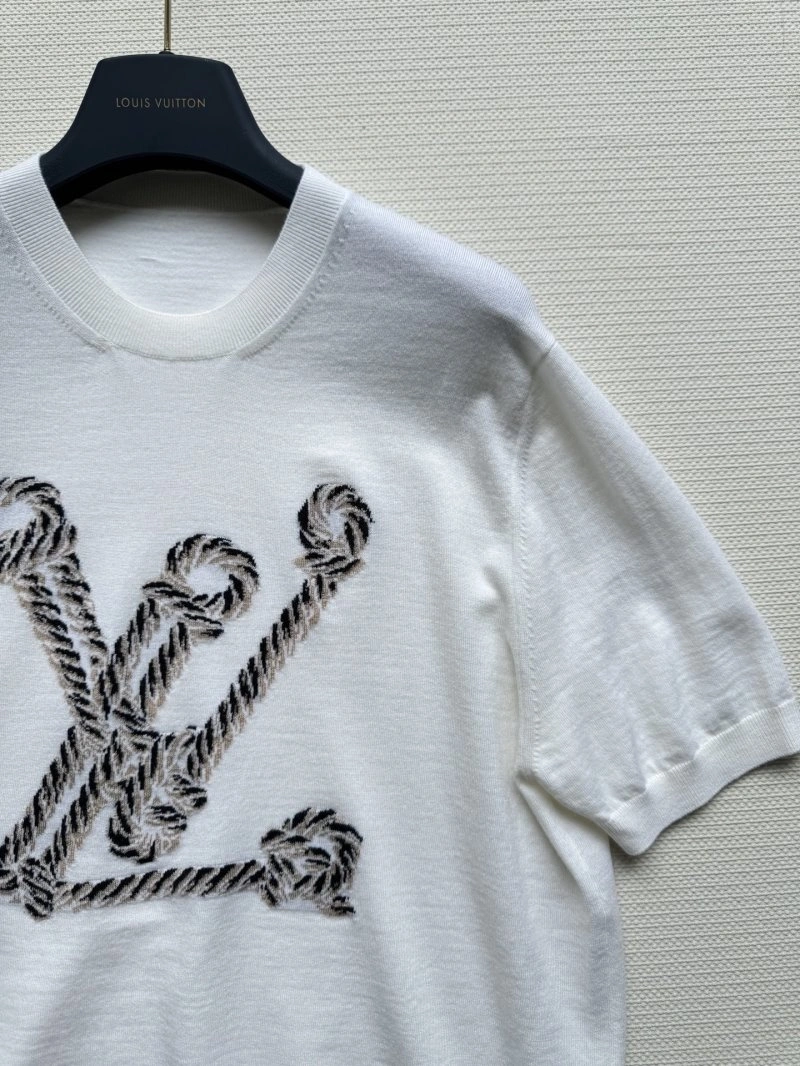 Louis Vuitton T-Shirts Neat 131010