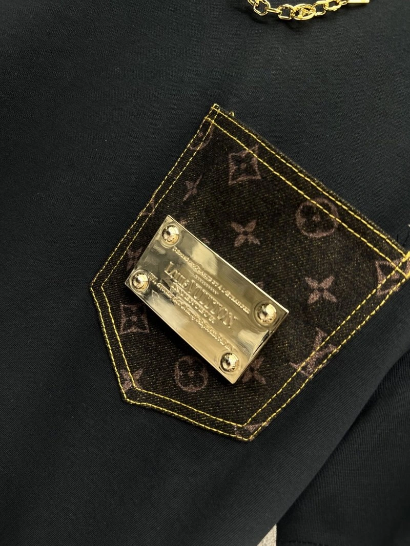 Lightweight Louis Vuitton T-Shirts 131009