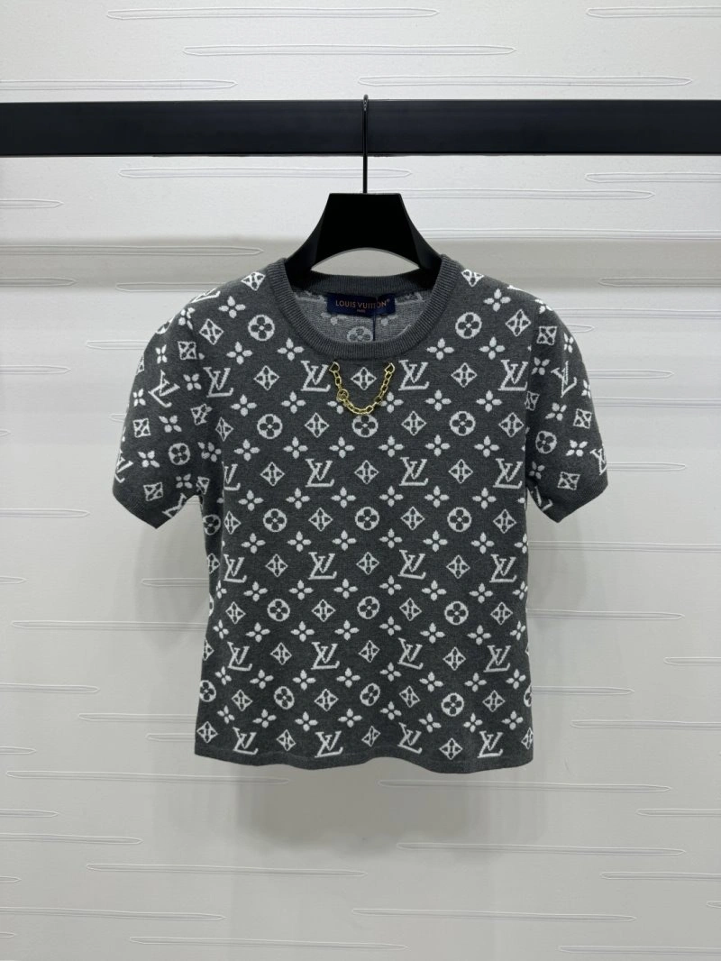 Compact Louis Vuitton T-Shirts 131008