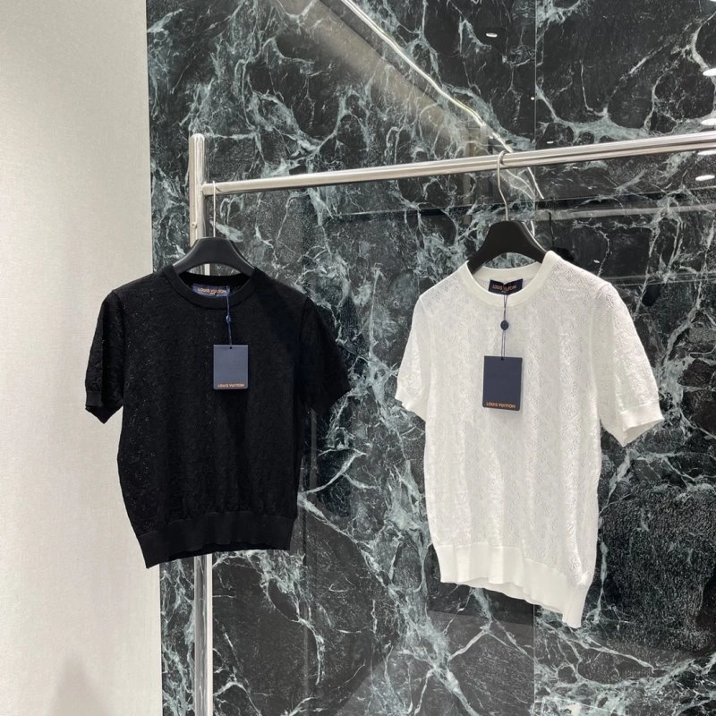 Minimalist Louis Vuitton T-Shirts 131011