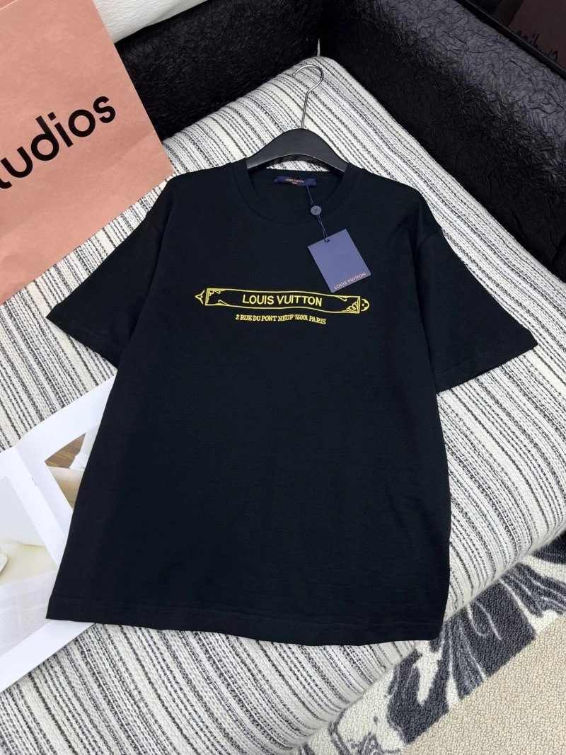 Louis Vuitton T-Shirts ZipUp 130989