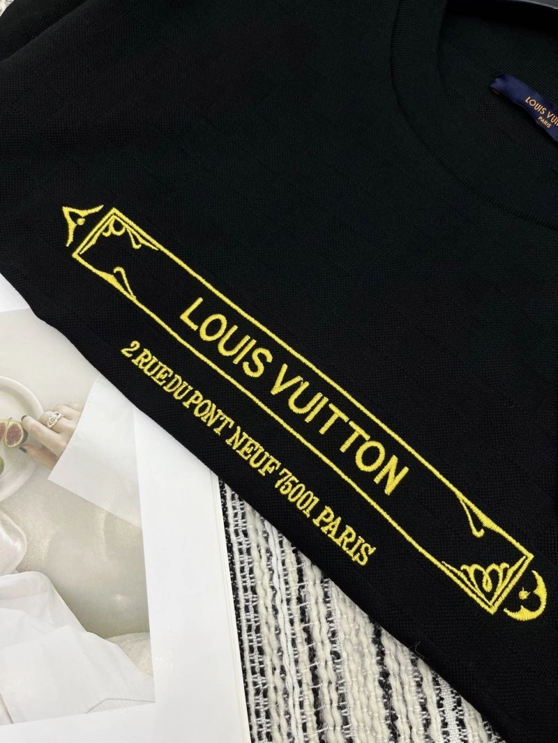 Louis Vuitton T-Shirts ZipUp 130989