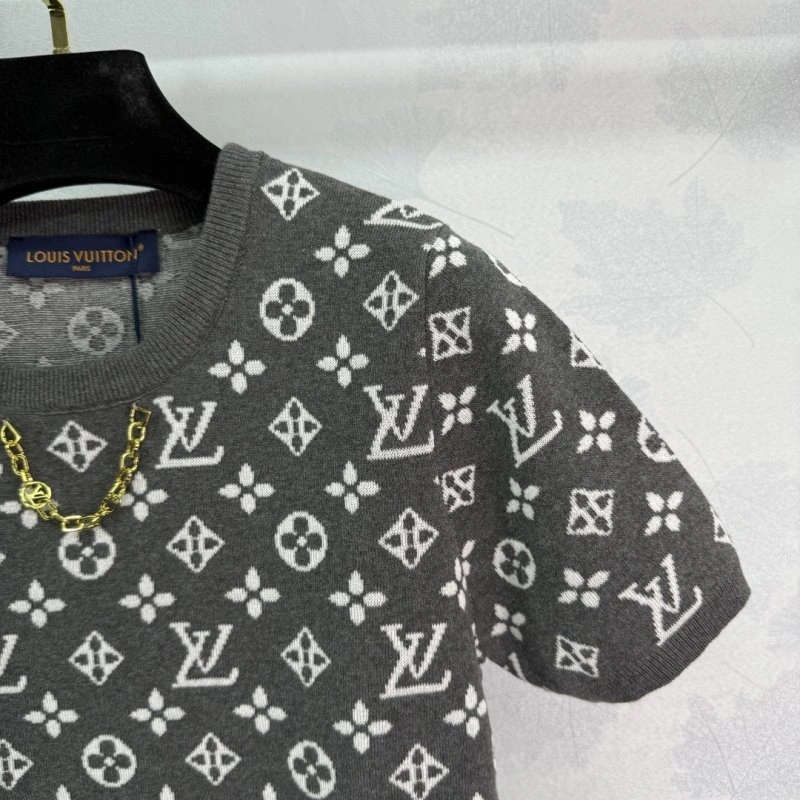 MultiPurpose Louis Vuitton T-Shirts 130983