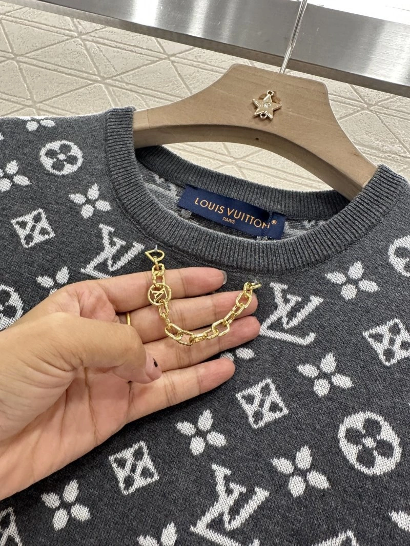 Louis Vuitton T-Shirts Trendsetting 130980