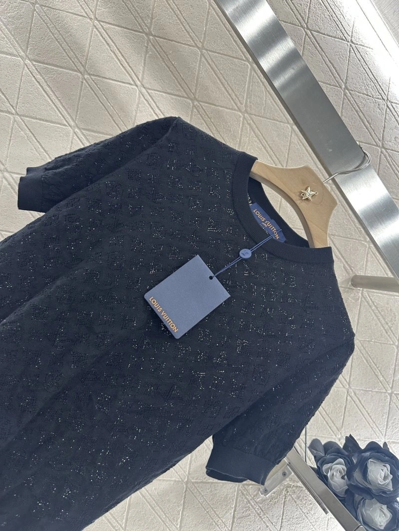 Louis Vuitton T-Shirts EasyCare 130982