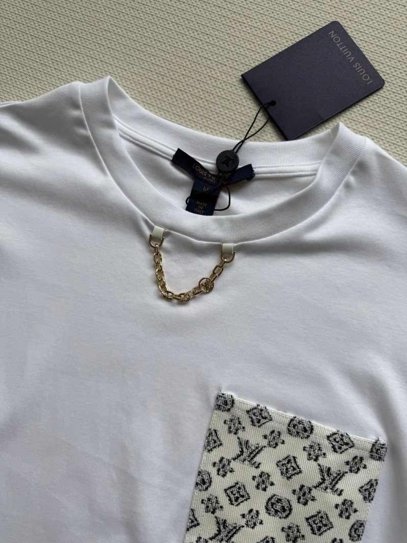 FashionForward Louis Vuitton T-Shirts 130981