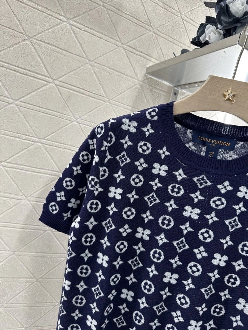 SmartChoice Louis Vuitton T-Shirts 130979