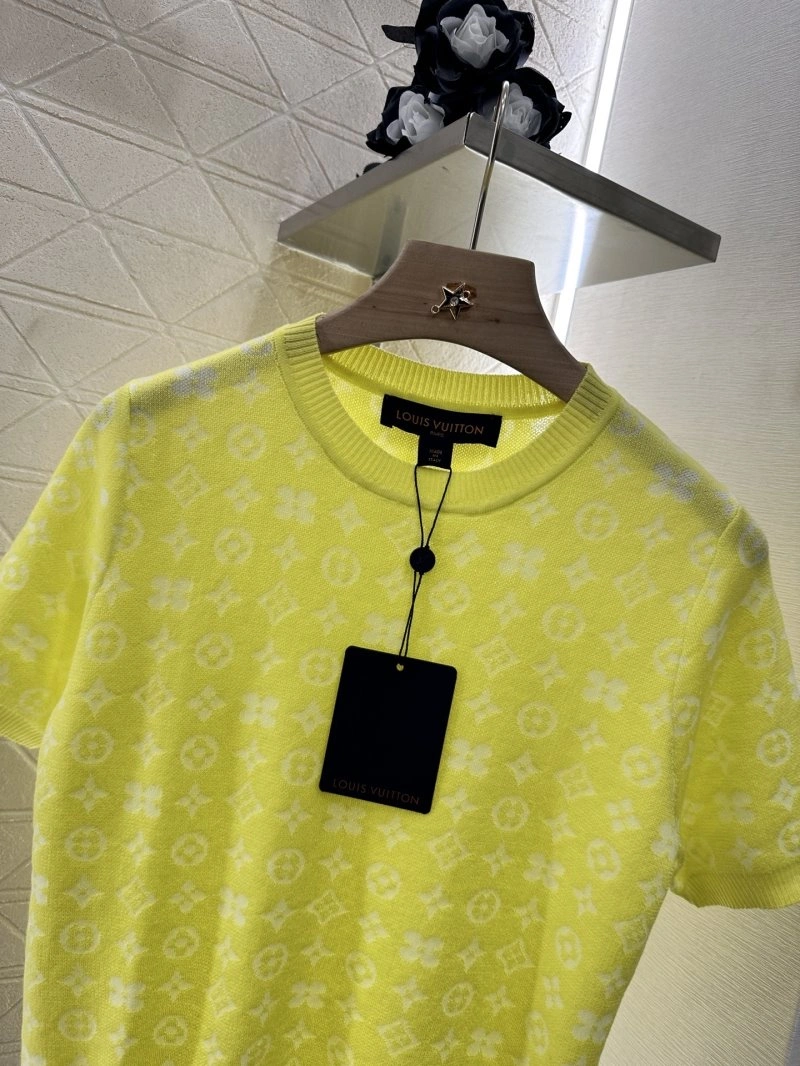 Sustainable Louis Vuitton T-Shirts 131003