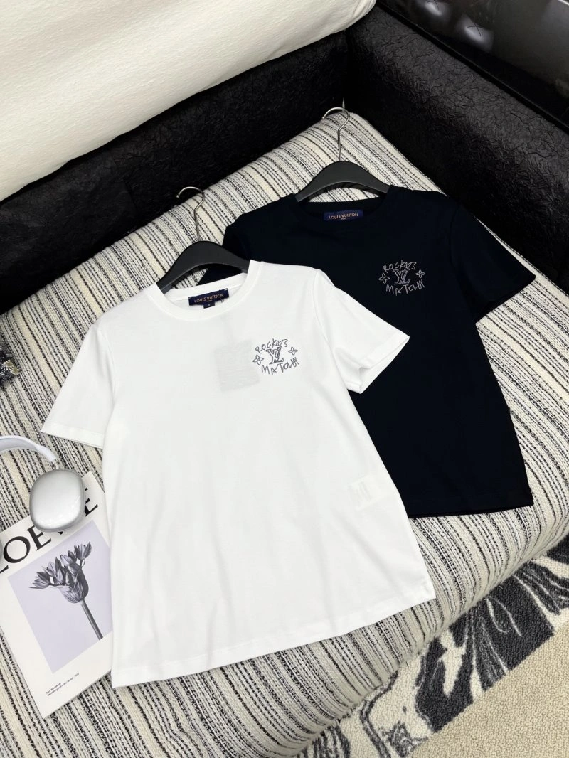 Comfortable Louis Vuitton T-Shirts 130994
