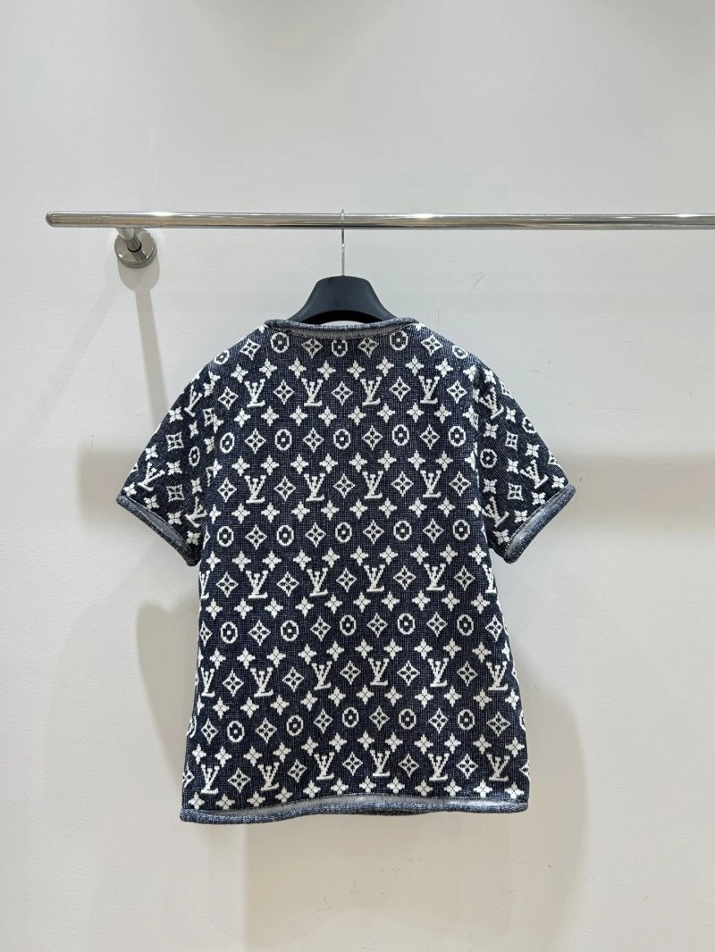 Elegant Louis Vuitton T-Shirts 130990