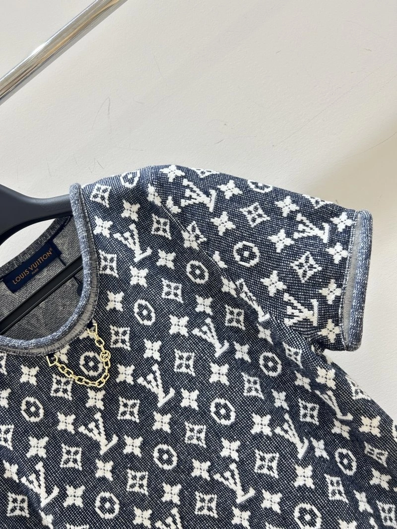Elegant Louis Vuitton T-Shirts 130990
