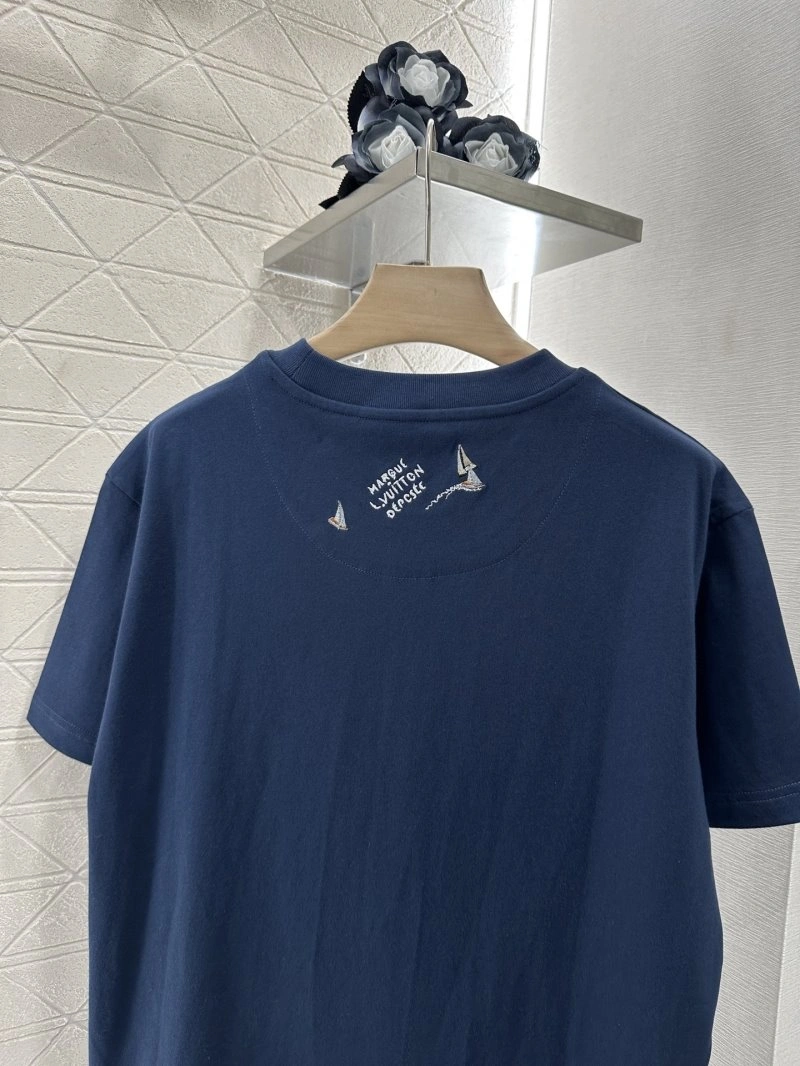 Louis Vuitton T-Shirts Minimalist 130988