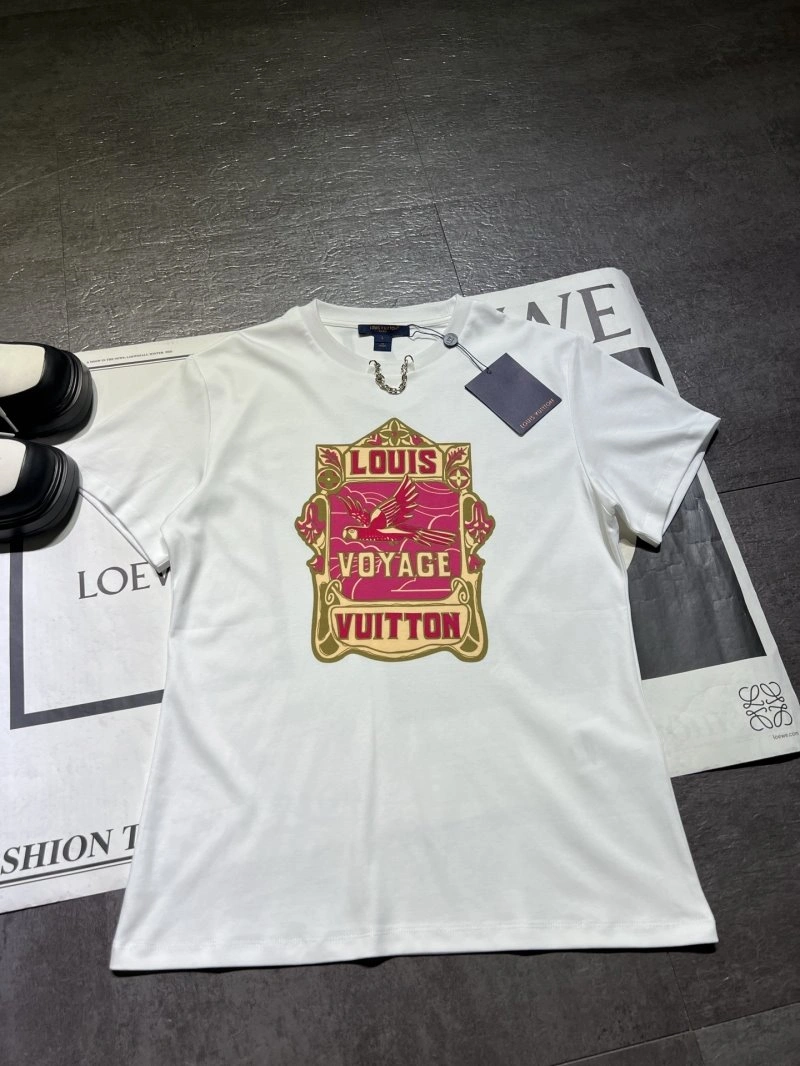 Minimalist Louis Vuitton T-Shirts 130969