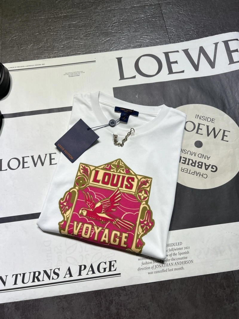 Minimalist Louis Vuitton T-Shirts 130969
