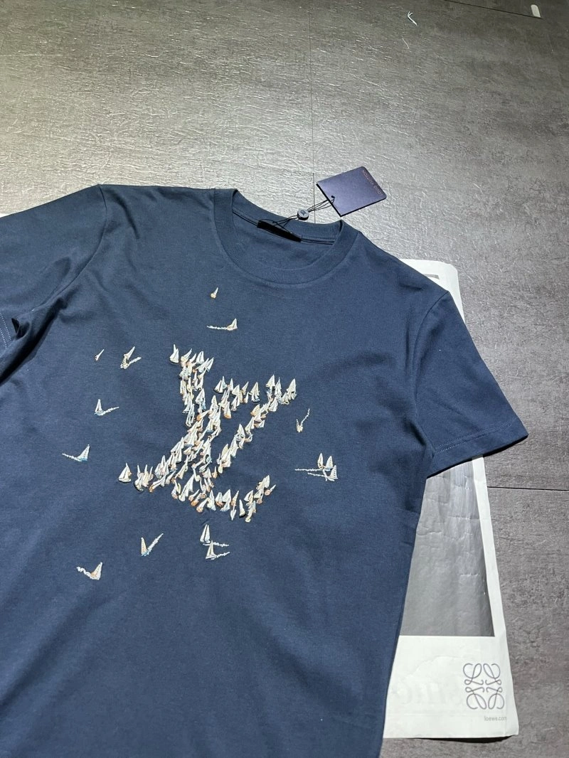 Louis Vuitton T-Shirts Fashionable 130967