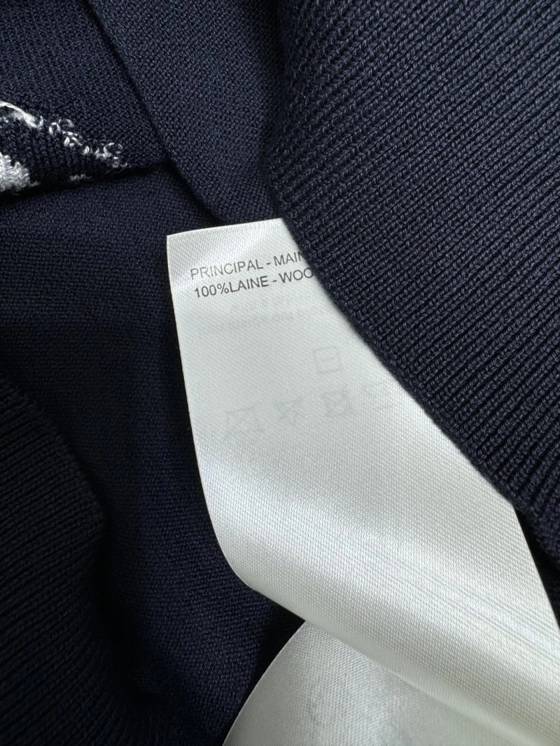 Modern Louis Vuitton T-Shirts 130963