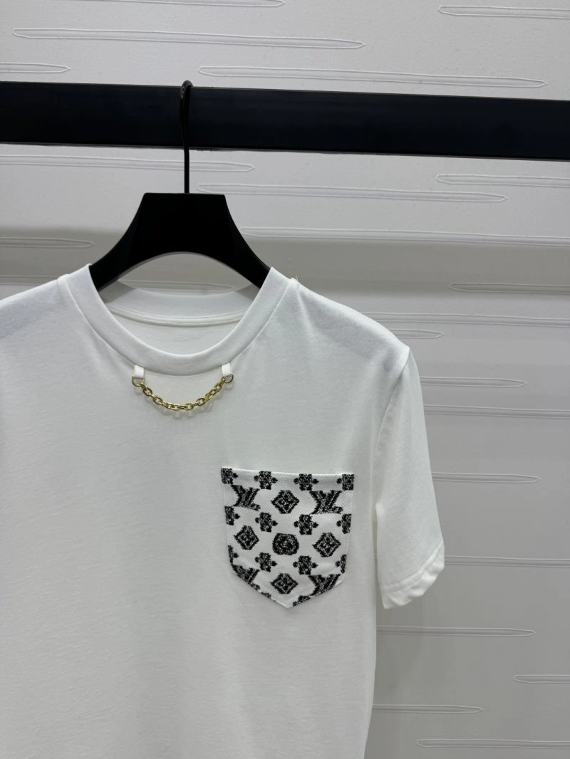 UrbanChic Louis Vuitton T-Shirts 130962