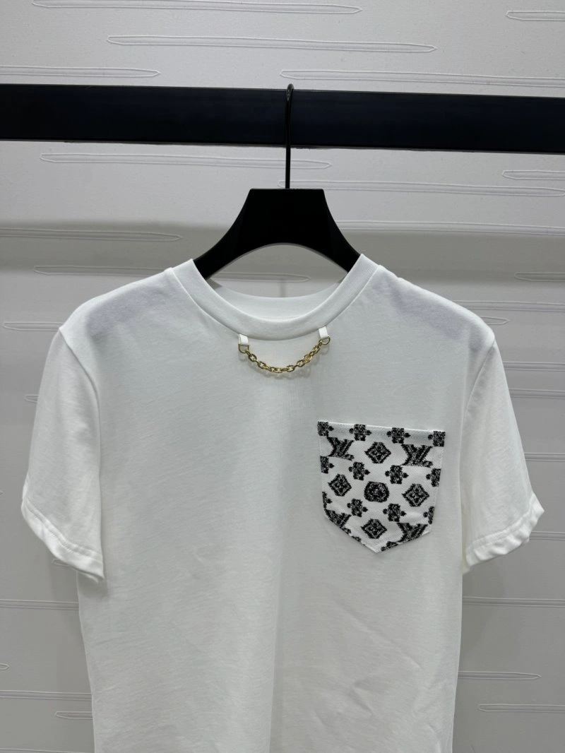 UrbanChic Louis Vuitton T-Shirts 130962